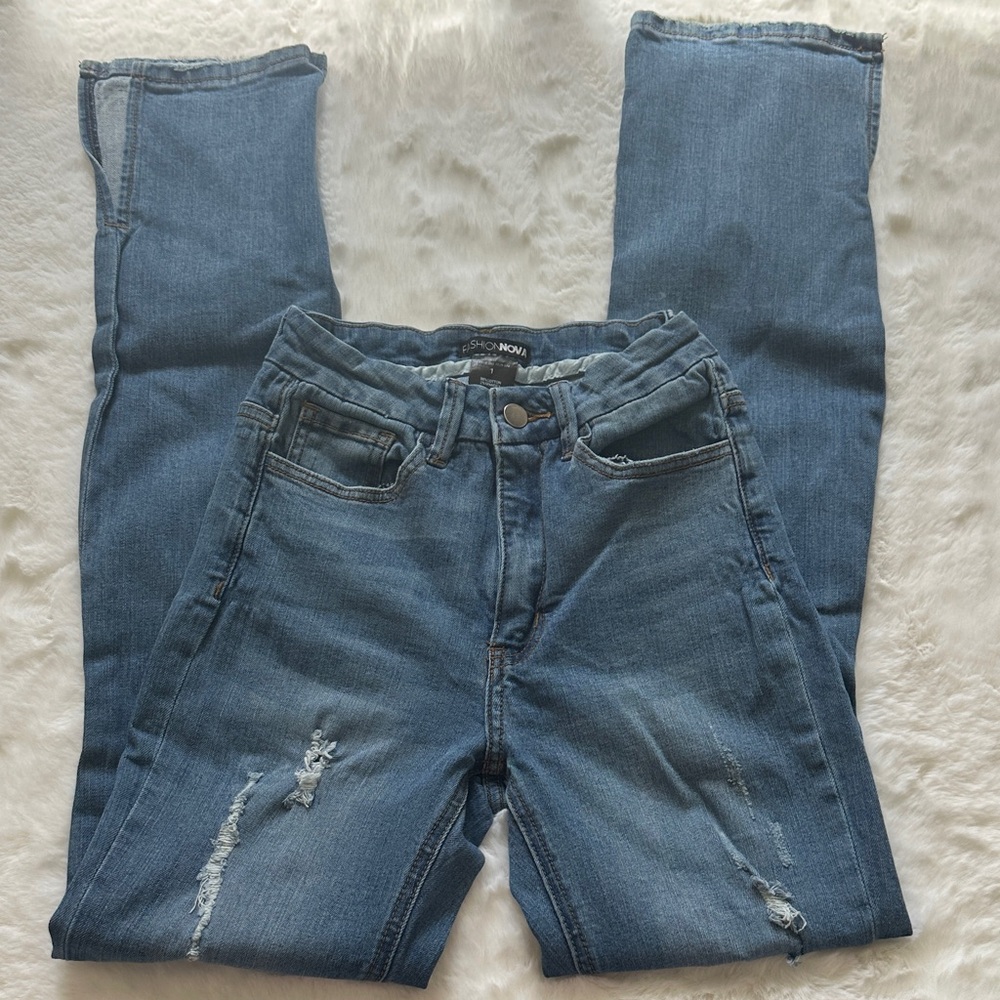 Fashion Nova Classic Blue Straight Leg Jeans